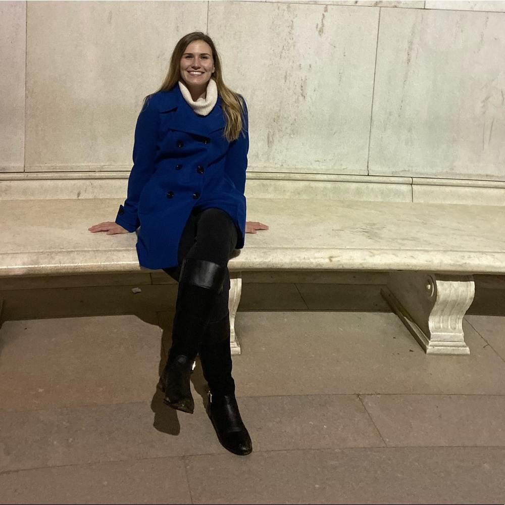 Meet your Posher, Kayla